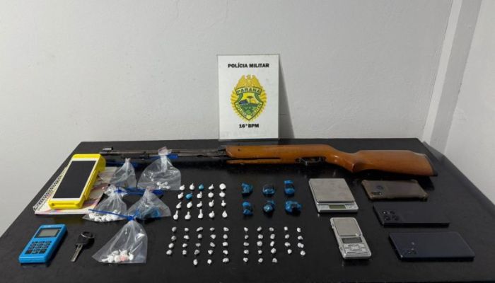 Pinhão - ROTAM prende casal por tráfico de drogas no bairro São José